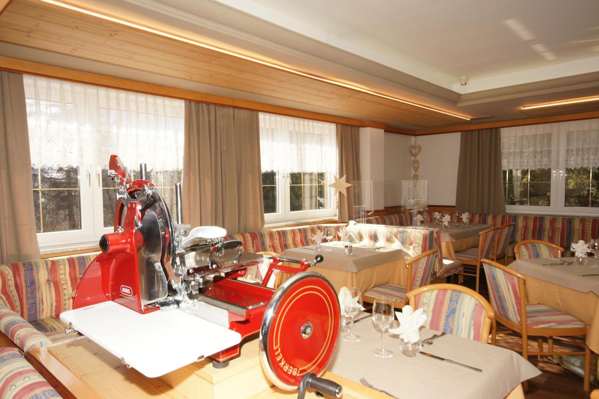 Hotel Vallechiara Моэна Экстерьер фото